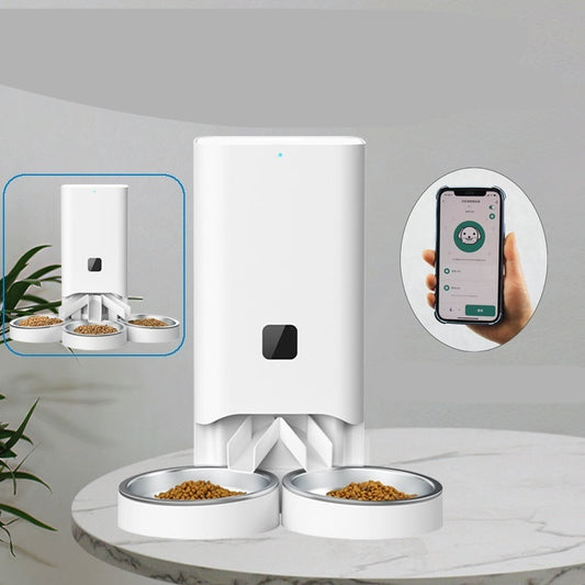 Multiple Smart Pet Automatic Feeders With Timed And Quantitative Feeding